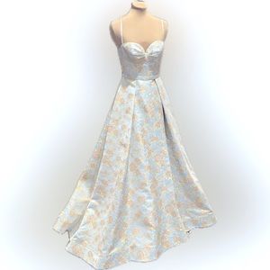 Morrell Maxie Lt Blue with Pale Pink Roses Jaquard Print Gown